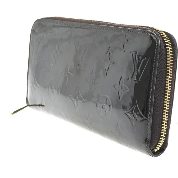 LOUIS VUITTON Zippy Long Wallet Monogram Vernis Leather Amarante M93522 67KC310